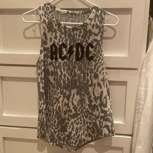 Very cute, soft, never worn sleeveless top.